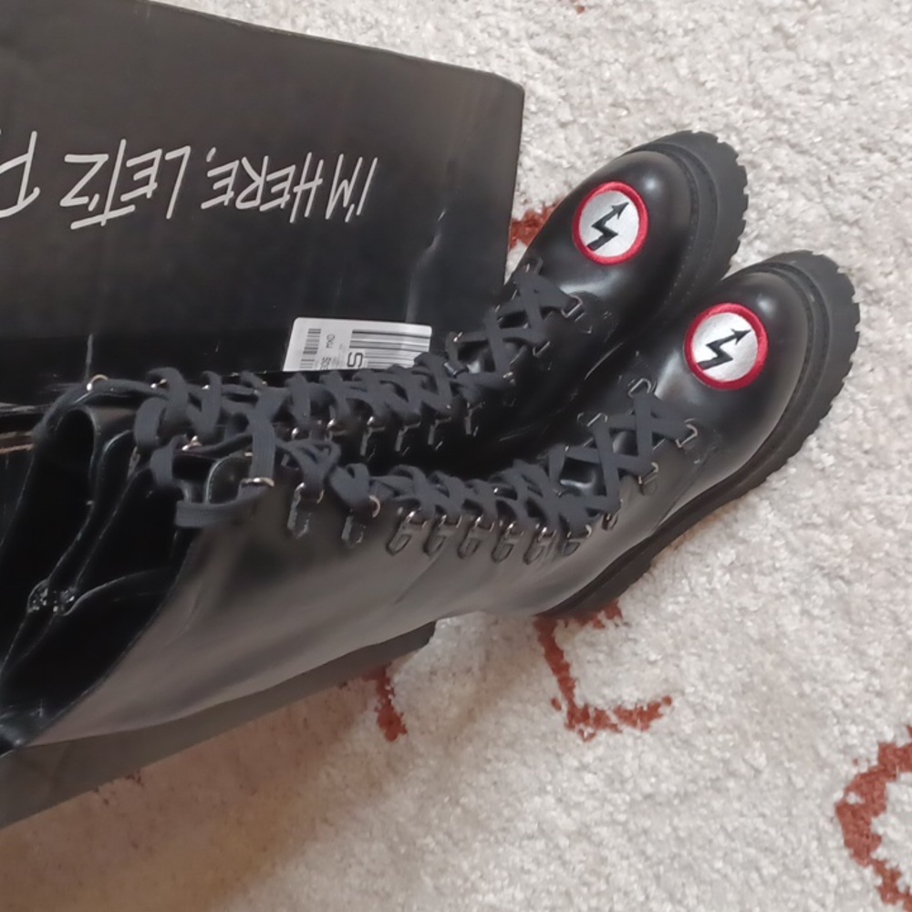 SUPER RARE-Size W11- Dolls Kill.X.Marilyn Manson-Knee High Platforms!!